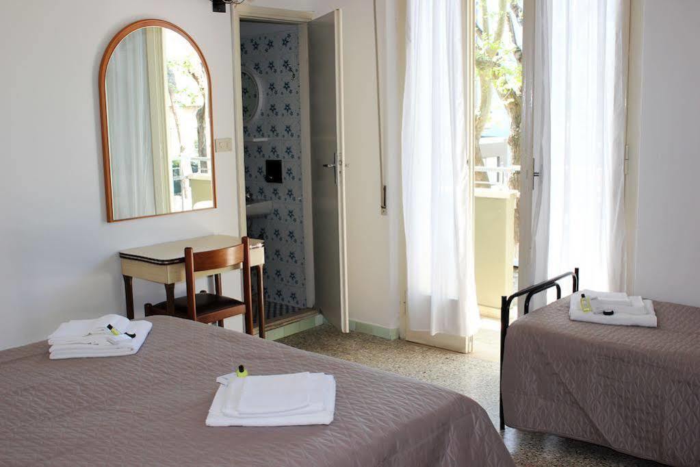 Hotel Leda Rimini Dış mekan fotoğraf