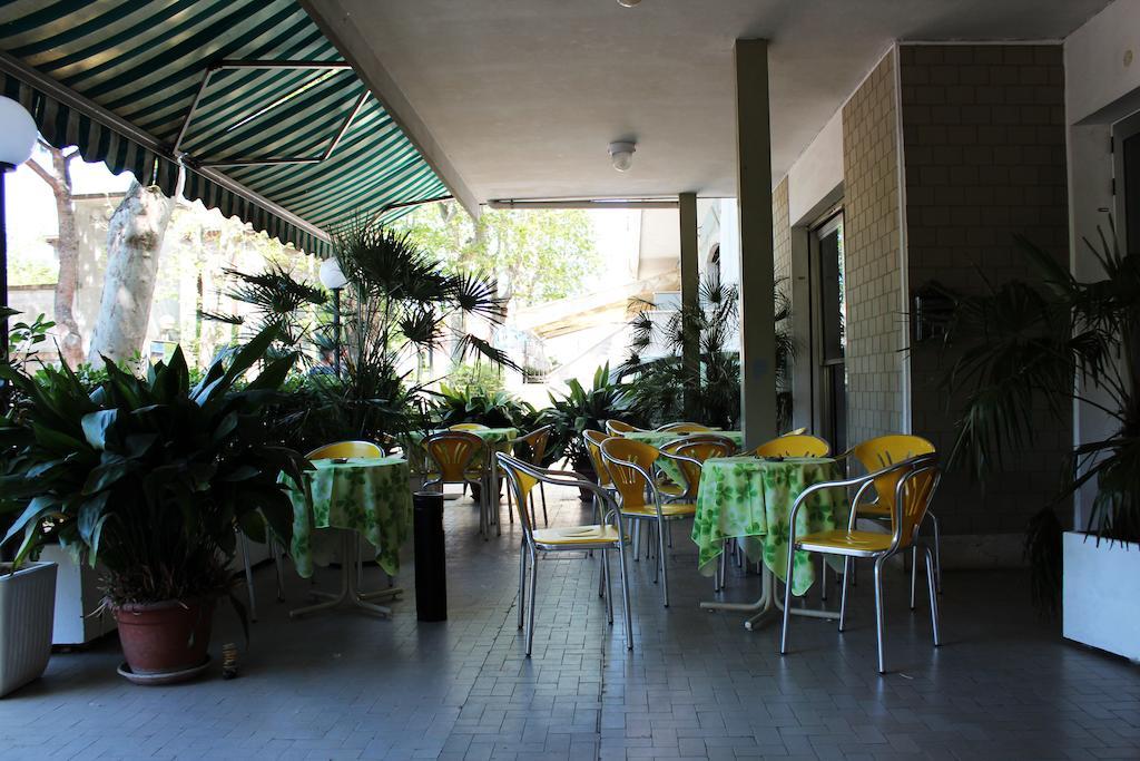 Hotel Leda Rimini Dış mekan fotoğraf
